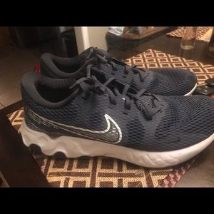 Nike Renew size 13